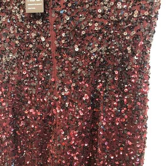 Time to sparkle this holiday season beautiful Adriana papell new dress - Picture 5 of 10